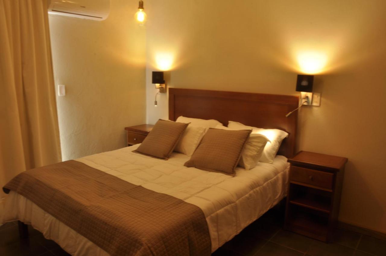 Casa Alevines Hostel & Suites Punta del Este Bagian luar foto